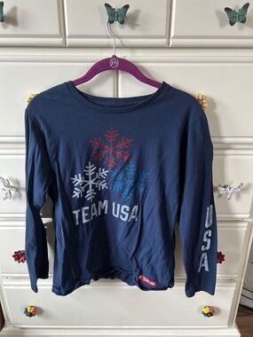 Team Apparel Navy Long-Sleeve Kids Shirt with Red White Blue Snowflakes